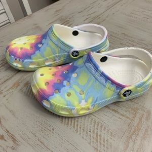 Women’s/kids CROCS. NEW NEVER WORN.